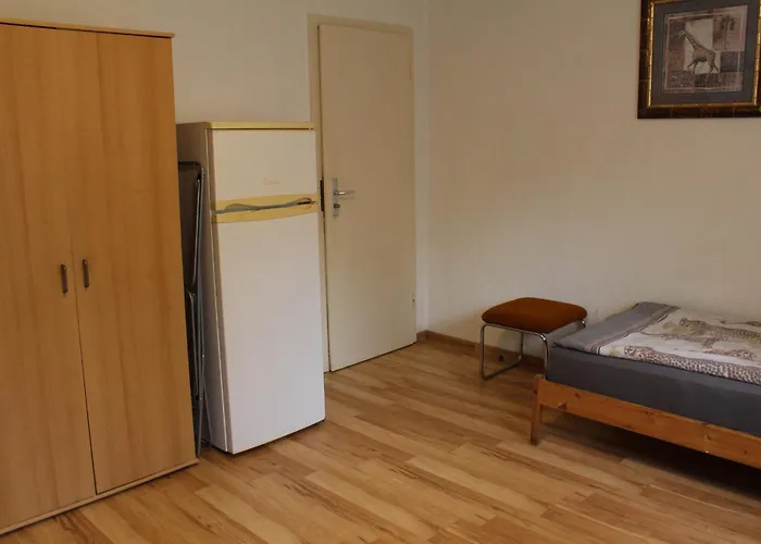 Daire 1 - 4-raum-wohnung Mit Kueche Und 2 Wc Duschen In Ohrdruf-crawinkel Ohrdruf