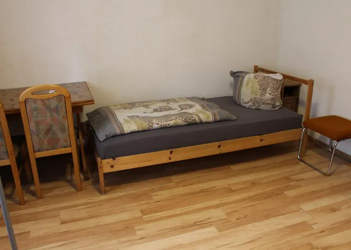 1 - 4-raum-wohnung Mit Kueche Und 2 Wc Duschen In Ohrdruf-crawinkel Daire Ohrdruf